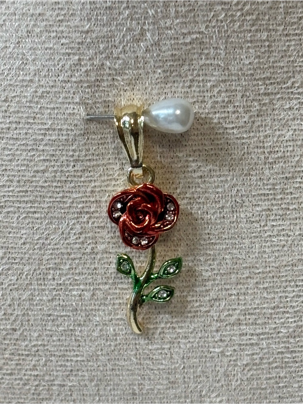 18k Yellow Gold Filled Rose Pendant 1.5”
